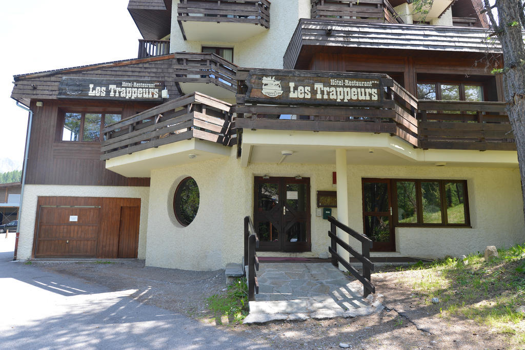 Hotel Les Trappeurs Les Orres Eksteriør billede